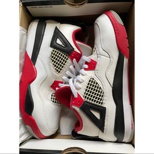 Kids Air Jordan 4 Retro Fire Red